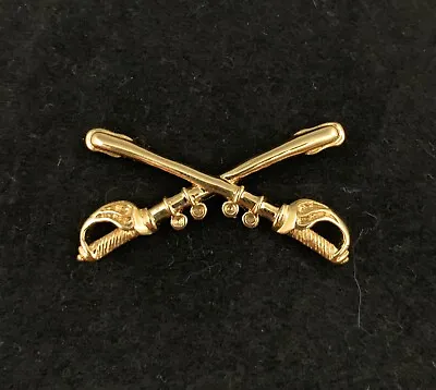 ☀️U.S. Army Gold Cavalry Crossed Sabers Military Hat Lapel Pin Medium 1-1/2  • $7.99