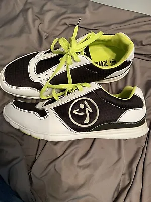 Zumba Classic Shoes Trainers/ Black & White Includes 4 Sets Laces • £43.40