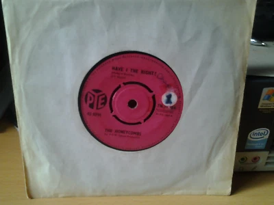 £2.99 • Buy The Honeycombs        Have I The Right             7  Single     