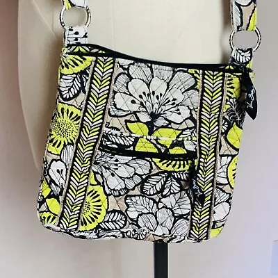 Vera Bradley Purse Crossbody Pink Borrwn Black White Quilted Floral Zipper  • $7.19