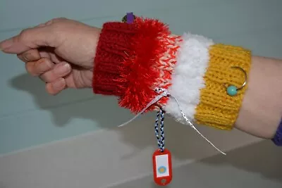 Twiddle Cuff Hand Knitted Red  Mix Sensory Fidget Dementia Alzheimer's • £6.50