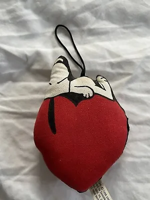 Vintage Fabric Snoopy Ornament: Heart • $3.85