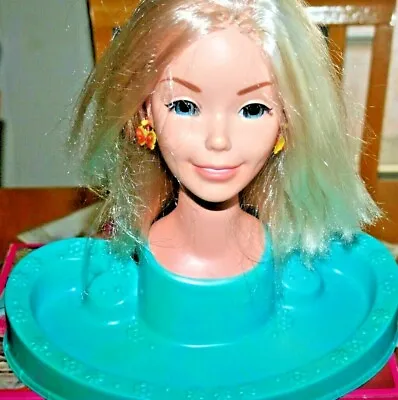 Vintage 1971 Barbie Doll Bust Styling Head Hair Dresser-Used • $69