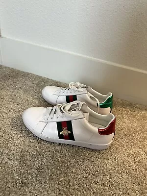 Gucci Sneakers • $120