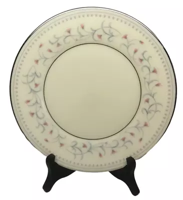 Lenox Hadley U.S.A. Single Plate 8  Some Wear On The Edge • $9.99