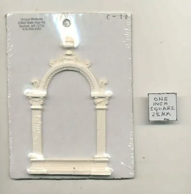 Over-mantel  UMC19 Picture Frame - Dollhouse Miniatures 1/12 Scale - Polyresin • $7.50