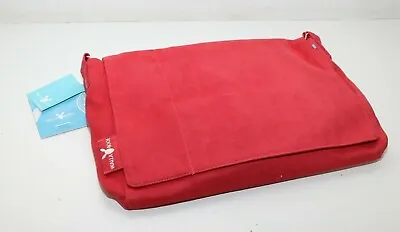 Wallaboo Changing Bag Messenger Red - Red Wrap Bag • £25.84