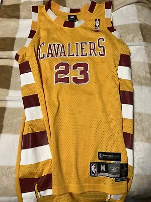 Cleveland Cavaliers Lebron James Jersey Men’s Medium Hardwood Classics • $29.99