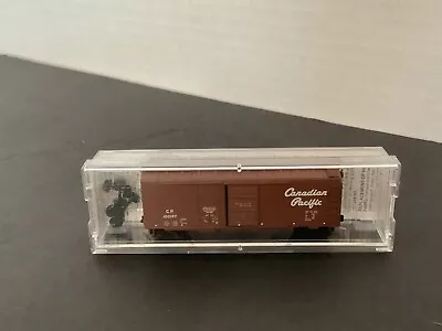 N Scale Micro-Trains 22110 Canadian Pacific 40' Boxcar-MINT • $17.95