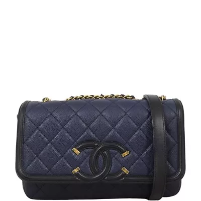 Chanel CC Filigree Small Flap Bag • $4140