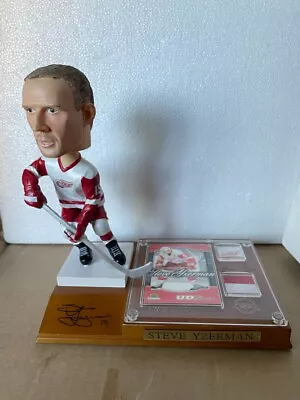 $38.95 • Buy Steve Yzerman '03-04 NHL Upper Deck Classics LE Bobbing Head Doll NIB 