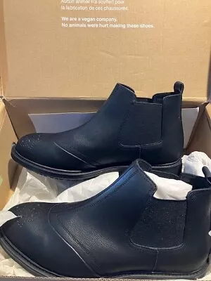 Vegan Shoes Matt And Nat Men's Size 7 Black Chelsea Boot Leo NIB  • $20