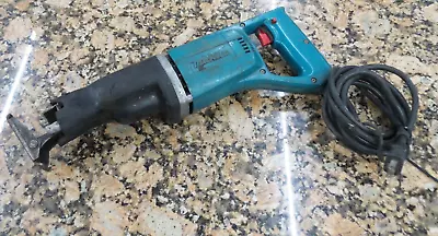 Makita Jr3000v Reciprocating Saw Corded    (121995-2 Loc. Dd-1) • $19.95