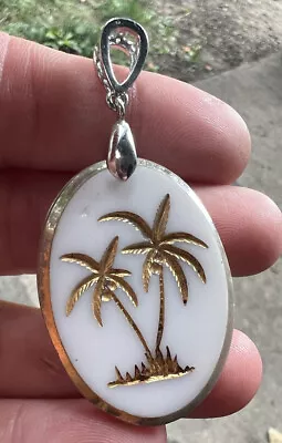 $3.25 • Buy Vintage Gold Carved White Jade Artisan Pendant