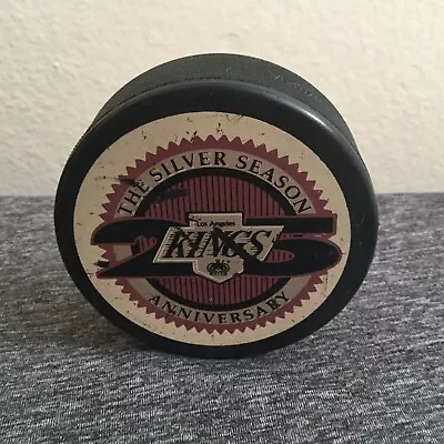 Vintage Los Angeles Kings La 25 Seasons The Silver Season Hockey Puck  • $17.99