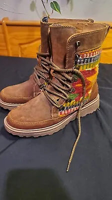 BORN Indian Blanket Boots Aztec Southwest Wool Brown Leather Womens Size 6.5 37 • $43.49