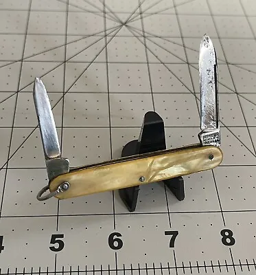 Vintage Kutmaster 2 Blade Cracked Ice Keychain Pocket Knife  - C190 • $8