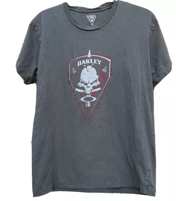 Oakley Skull Shirt Men's M Regular Fit Graphic Tee Gray/Red/White Tshirt Tee • $19.99