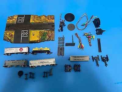 Ho Scale Train Refrigerator Center Flow B & O Cross Gate Parts Lot Vintage. • $34.99