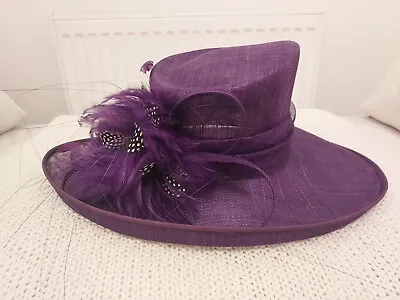 Wedding Hats Preowned • £10