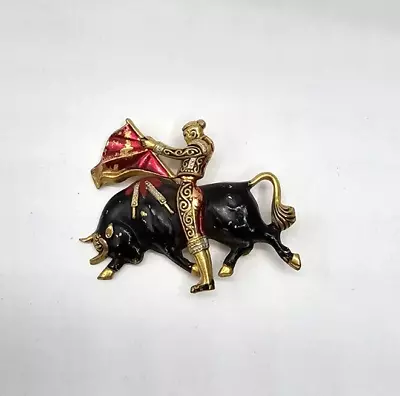 Vintage Enamel & Metal Matador Bull Fighting Brooch Pin Costume Jewelry • £9.64