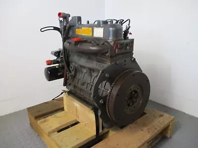 USED Kubota V1305 4 Cylinder Non-Turbo Charged Diesel Engine • $3245