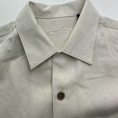 Silver Malibu Boats Men's Small Size White Short Sleeve Button-Down Shirt • $12.50