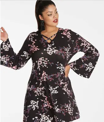 Womens Simply Be Long Sleeve Black And Floral Print Longline Top Size 24 • £11.99