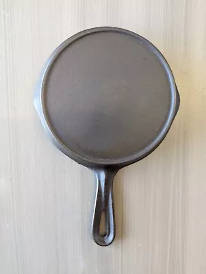 Vintage Unmarked Cast Iron Pan Skillet #3 With Heat Ring Fully Restored! • $19.99