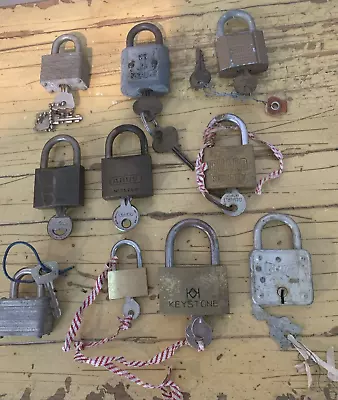 Vintage  Locks & With Keys  MASTER ABUSEAGLECHICAGOKEYSTONE GUARD LOT 10 • $36.49