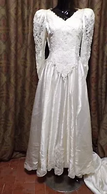 Vintage 80's Lizette Creations Floral Lace Beaded Satin Bride Wedding Gown Dress • $49.99