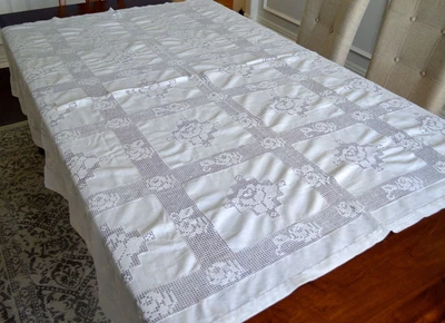 $15 • Buy VINTAGE 1940s HAND FILET CROCHET FORMAL TABLECLOTH WHITE FLORALS HEMSTITCHED