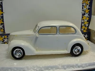 Vintage 1940 Ford Sedan Built Model Kit. • $12