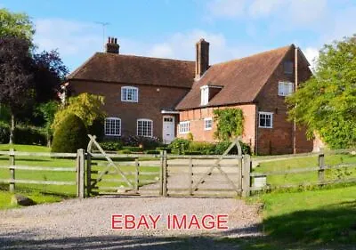 Photo  Hillhouse Farmhouse Bucklebury Berkshire Circa 1600 With Some C19 Refacin • £1.85