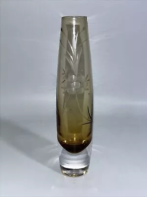 Bud Vase Etched With A Flower 19.5cm Tall 5cm Wide • £9.50