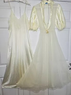 $59 • Buy VTG Val Mode Peignoir Nightgown & Robe Ivory Satin Lace Ruffle Womens Sz Medium