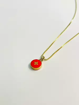 $89 • Buy Louis Vuitton LV Petal Charm Pendant On Chain/Necklace