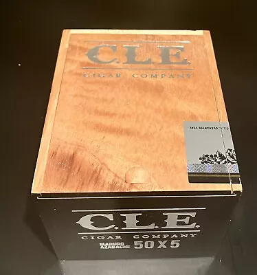 C.L.E. Azabache Maduro Empty Wood Slide Top Cigar Box 6.5  X 5  X 4.25  A44 • $1.99