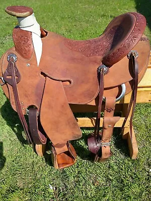 17  Spur Saddlery Wade Ranch Roping Saddle (Made In Texas)  • $2495