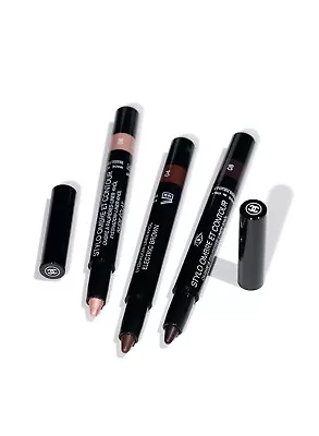 Chanel Stylo Ombre Et Contour Eyeshadow/Eyeliner • £24.99