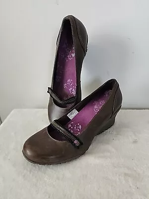 Merrell Petunia Brown Wedge Heel Mary Janes With Vibram Soles Women's Size 8 • $20