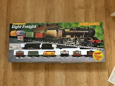 Hornby Railways OO Gauge Vintage Electric Train Set  Eight Freight  • £49.99