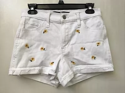 Hollister Women's White Shorts High-Rise Short 3  Soft Stretch Size 5 Sunflower • $22.95