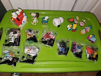 Charlie Brown Snoopy And Peanuts Happy Meal Toys • $3.95