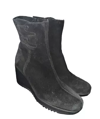 La Canadienne Womens Size 7.5 M Black Suede Zip Wedge Ankle Boots Booties READ • $45.99