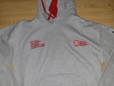 £0.99 • Buy Queens University Hoodie Size Large