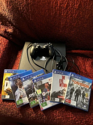 $320 • Buy Sony PlayStation 4 Pro 1TB +6 Games Console Bundle