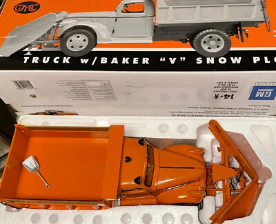 $289.95 • Buy DCP Die-Cast Promotions 1/16 Dump Truck Baker V Snow Plow 1946 Highway Dept!