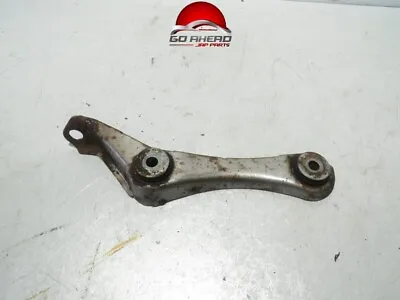 Lexus Is300-gs300 2jz-ge 3.0l 98-05 Support Mount Bracket 1756150040 • $19.16