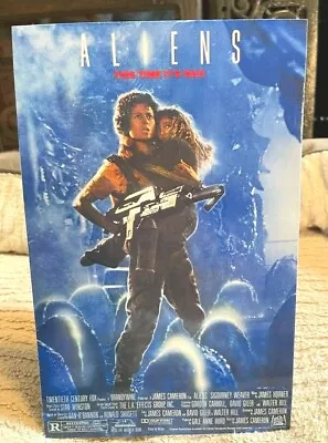 Aliens 1986 Science Fiction Movie Poster Repro Tabletop Display Standee 10 3/4   • $11.99